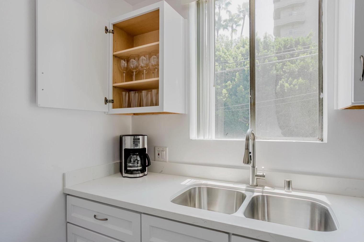 Apartamento Blueground Beverly Hills Balcony Wd Nr Food Lax-1228